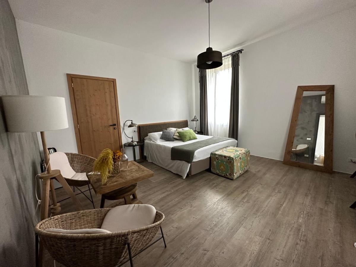 Corte Vallio Desenzano del Garda Buitenkant foto